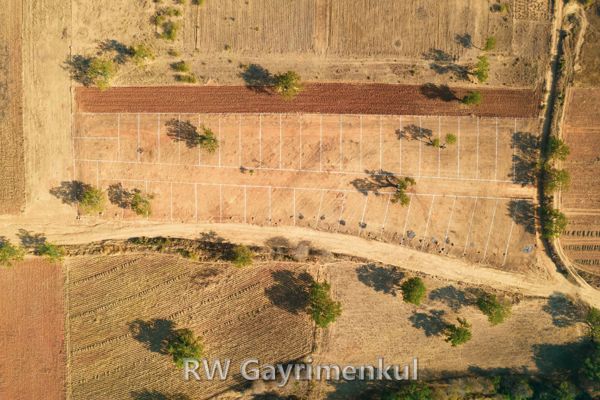 Adalar Merkezde Cadde Cepheli 1.200 m² Ticari İmarlı Arsa